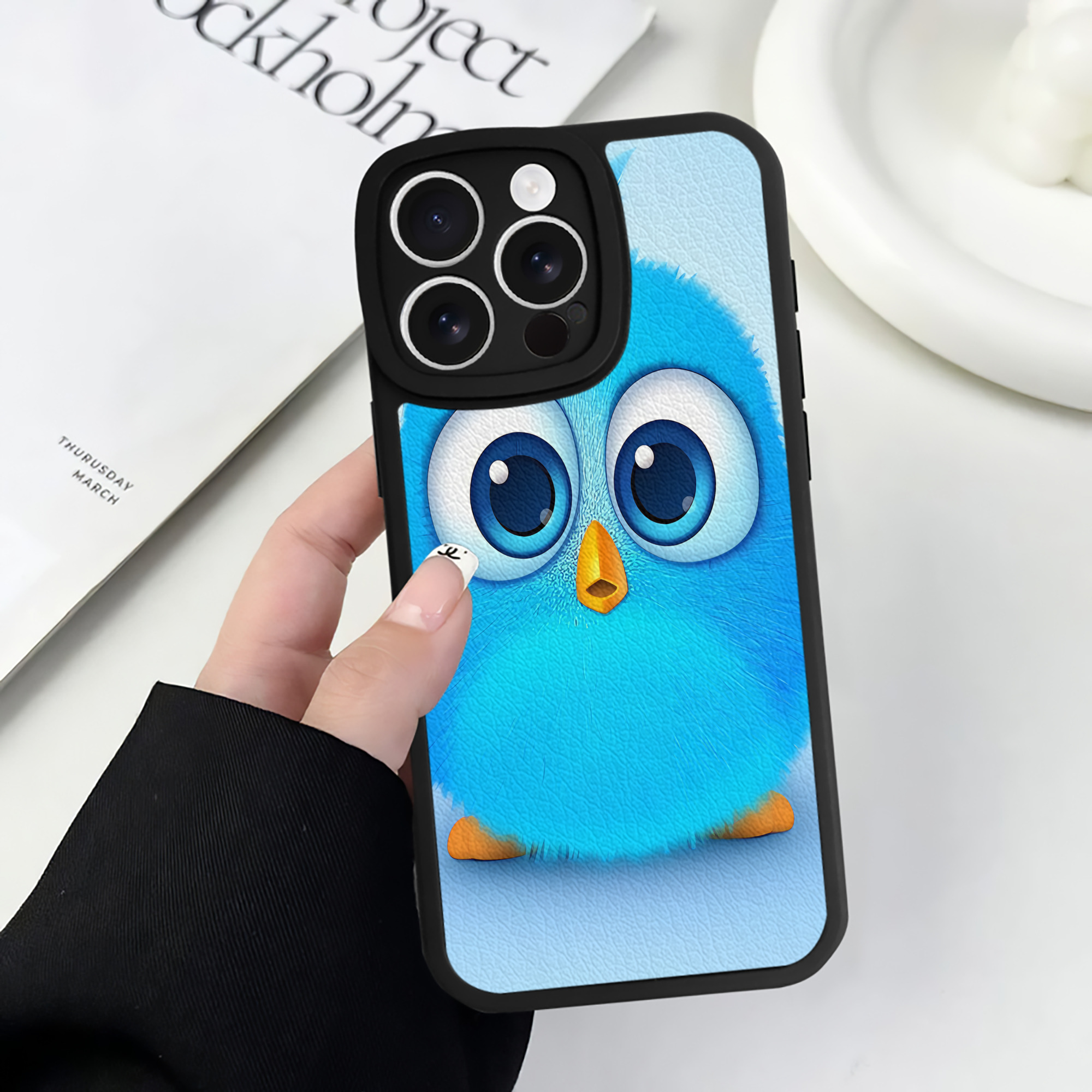（画像用） Angry Birds アングリーバード 【iPhone 16シリーズ対応】シリコンスマホケース（レザー調） 材質：シリコン